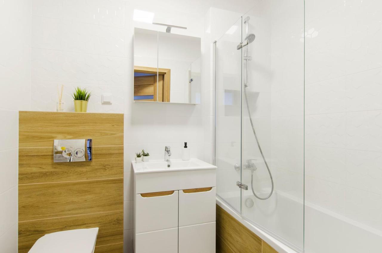 Goldaparts Gdanska Apartment *